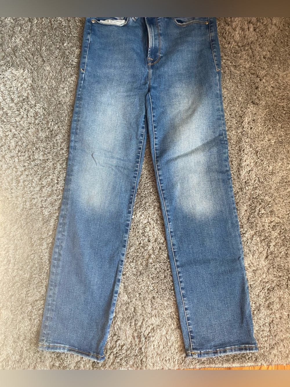 Good American Blue Washed Jeans